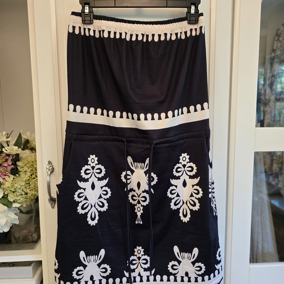 Dresses & Skirts - Navy and White Printed Pull-On Skirt